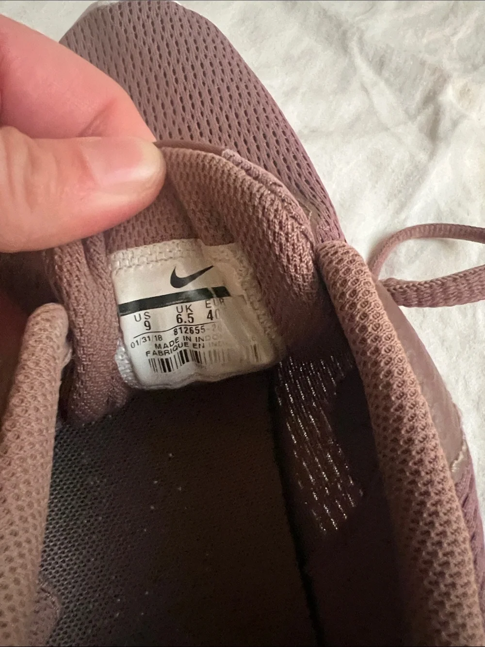 Women's Mesh Lace-Up Sneakers in Mauve Size 9